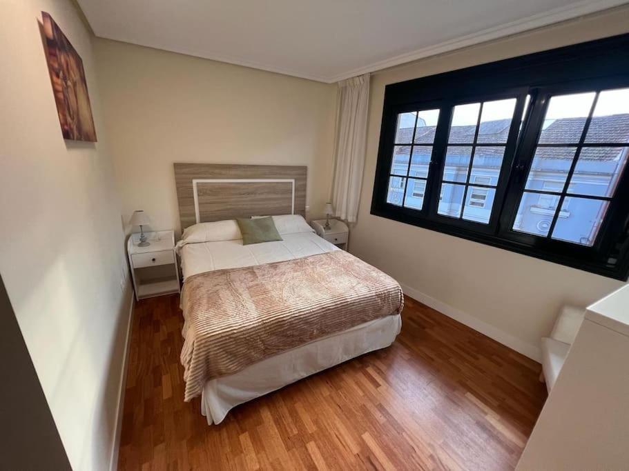 Villa Casa Con Terraza En El Casco Betanzos Esterno foto